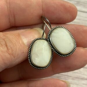 Vintage Sterling Silver Earrings White Stone Thailand Artisan Rope Border. E971